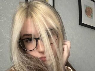 camgirl webcam sex picture KiraRihand