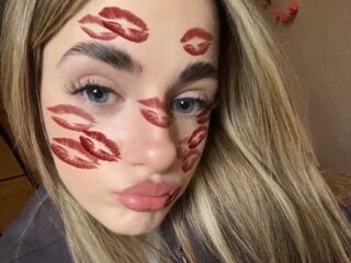 fingering webcamgirl picture LatoyaMaccarino