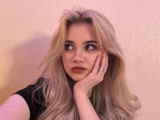 naughty cam girl LatoyiaCanpos