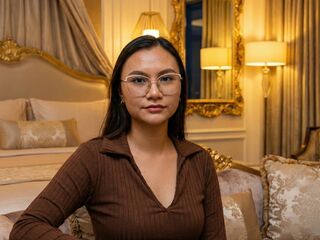 camslut topless LeticiaHinkley