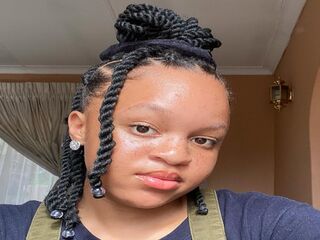 naked webcam girl picture LillyPeachy