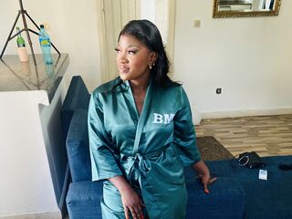 hot cam slut LisaNitti