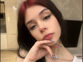 free webcam picture LoraBrow