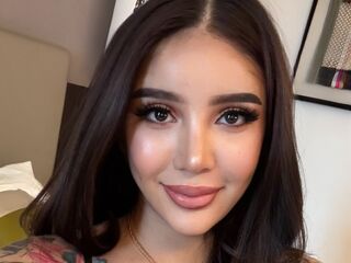 free sex cam LucciaSantos