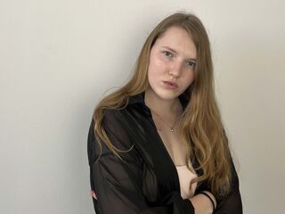 free chat room MadalineMosman
