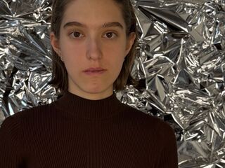 chat room picture MaeganDegiacomo