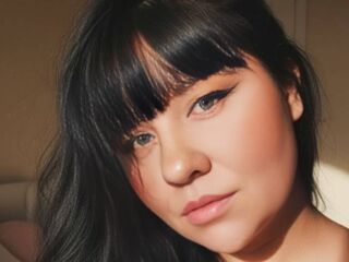 naughty camgirl masturbating with vibrator MalikaWilsson