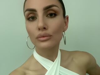 fingering cam girl MargotDeVille