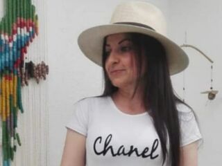 cam girl chat MarthaFran