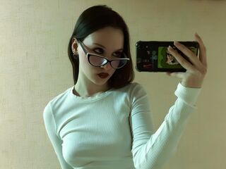 naked webcamgirl photo MeganDendy