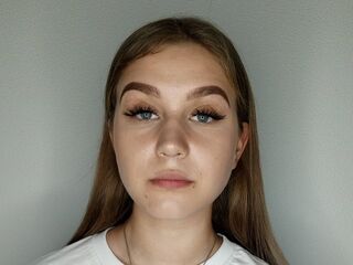 cam chat room MeganPerson