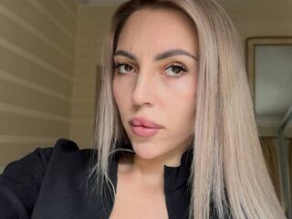 porn webcam photo MelisaDee