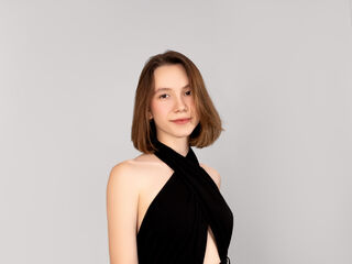 naked webcamgirl photo MellFerras