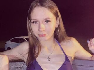 adult webcam chatroom MellisaEdwards