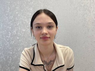 nude webcam girl picture MiaLifa