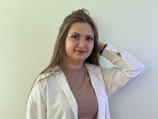 cam girl cam MildaTaddio