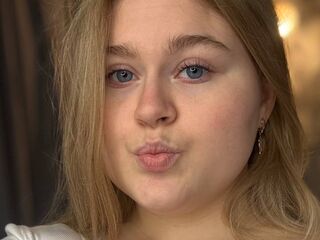 nude cam picture MonaHosks