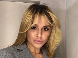 cam girl webcam NayaMorel