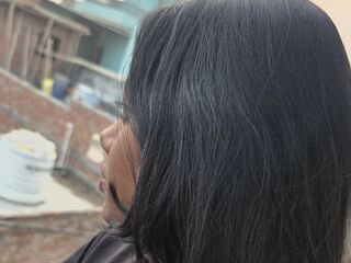 hot cam slut PriyaSengar