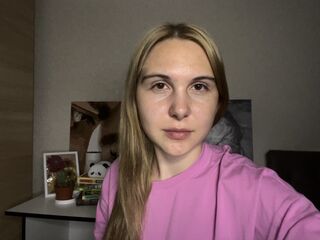 cam girl chatroom RamonaPanah