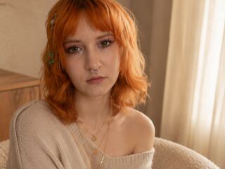 naked girl with webcam RobertaLah