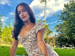 chat with cam SaraZuleta