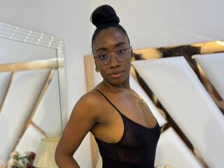 camwhore masturbating with dildo SelenaRoas