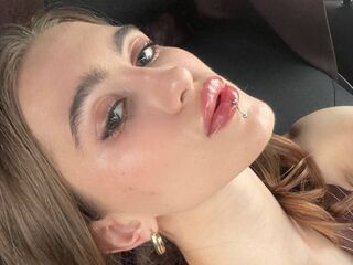 cybersex chat room SilviaCoey