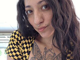 beautiful webcamgirl Slaynaxoxo