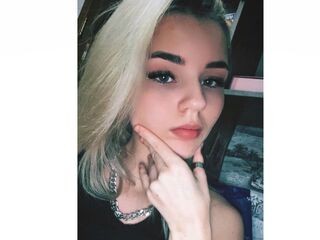 hot cam girl masturbating with vibrator SoledadGoodsite