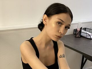 camwhore spreading pussy TaliaHicks