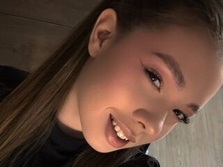 chatroom webcam photo TessaSun