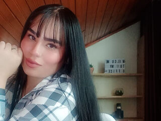 webcam girl chat VanelopeBoun