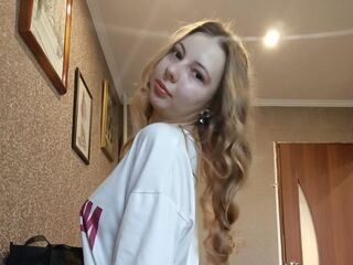 camgirl spreading pussy VictoriaAdel