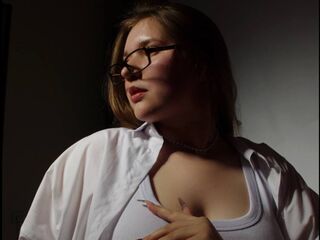 hardcore cam sex WhiteeChloee